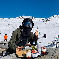 梦见回本笑了醒了