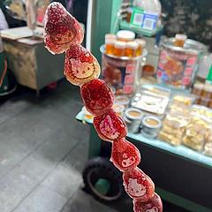 草莓糖葫芦好吃